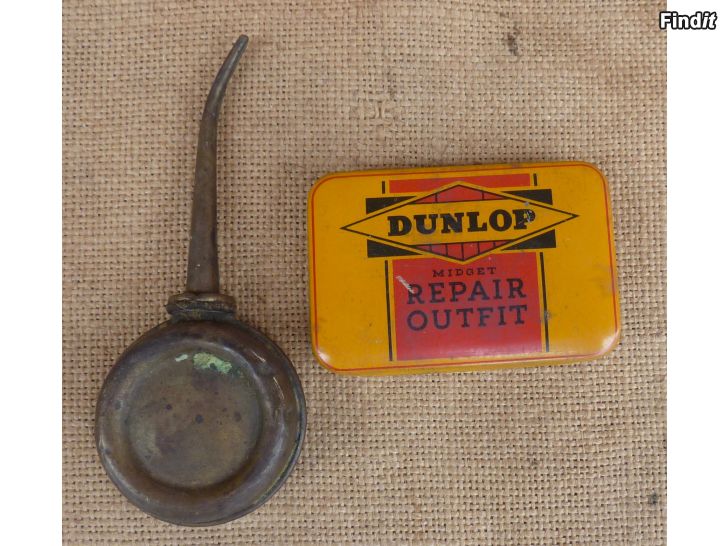 Myydään Dunlop rasia ja öljypilli