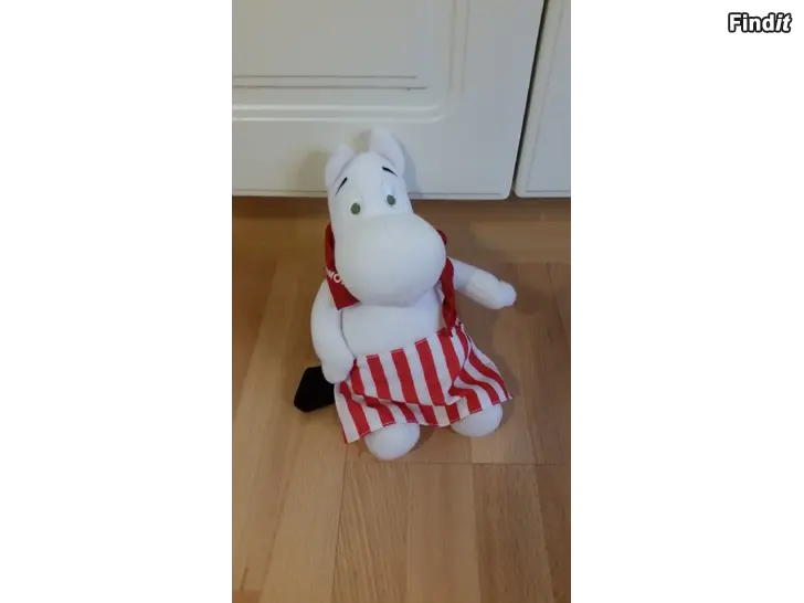 Myydään Muumimamma pehmolelu Moomin Martinex punainen huivi -hinta 8e