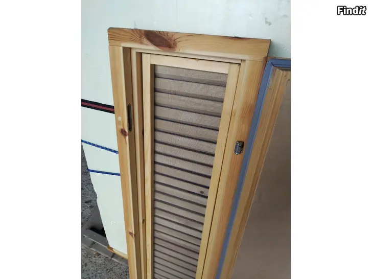 Myydään Mökki tuuletus luukku Uusi 3x12