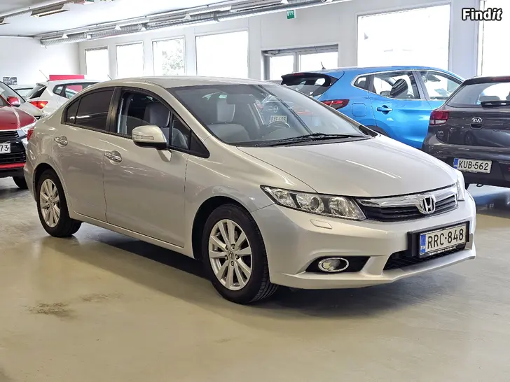 Myydään HONDA CIVIC 1.8i Aut. Executive, 199tkm -13 juuri huoll Myydään HONDA CIVIC 1.8i Aut. Executive, 199tkm -13 juuri huoll