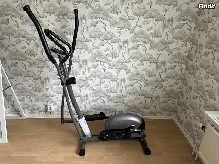 Säljes Cross trainer / Elliptical träningscykel