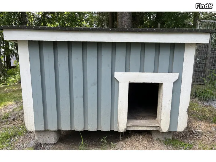 Säljes Isolerad hundkoja