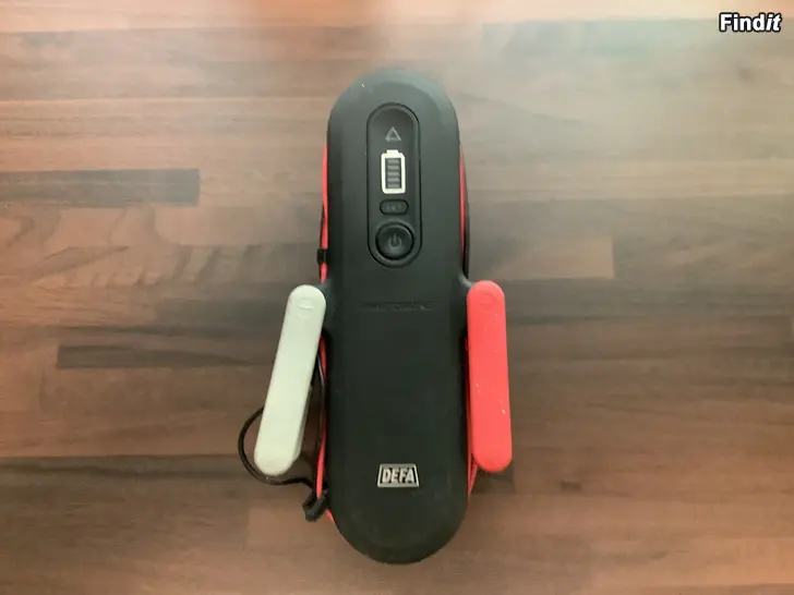 Säljes Defa akkulaturi 4A