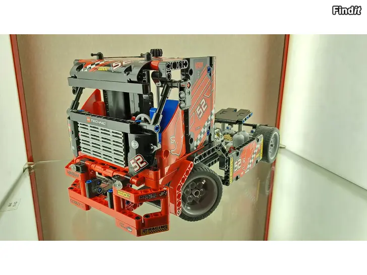 Säljes Racerlastbil Technic Lego