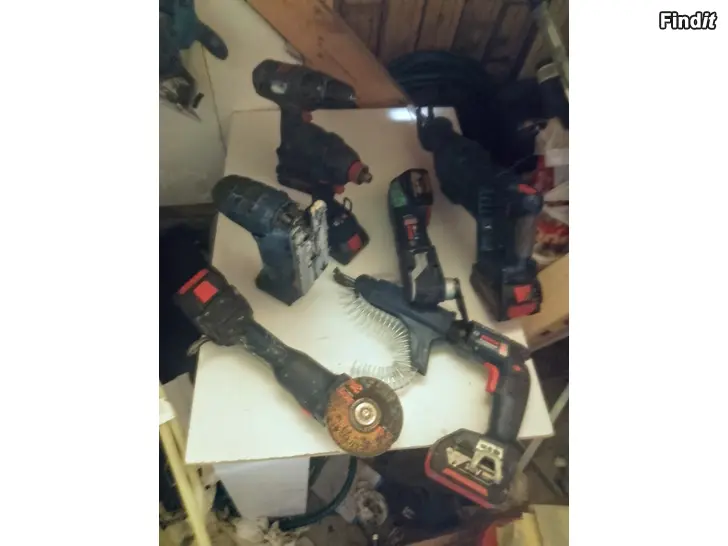 Myydään BOSCH akkumaskiner