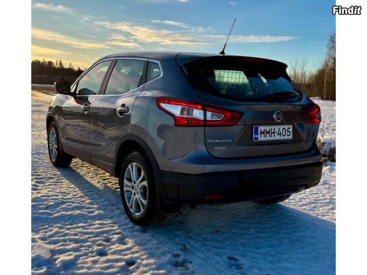 Säljes Nissan Qashqai 2015 DIG-T 115 Acenta 2WD 6M/T E6 Safety Pack