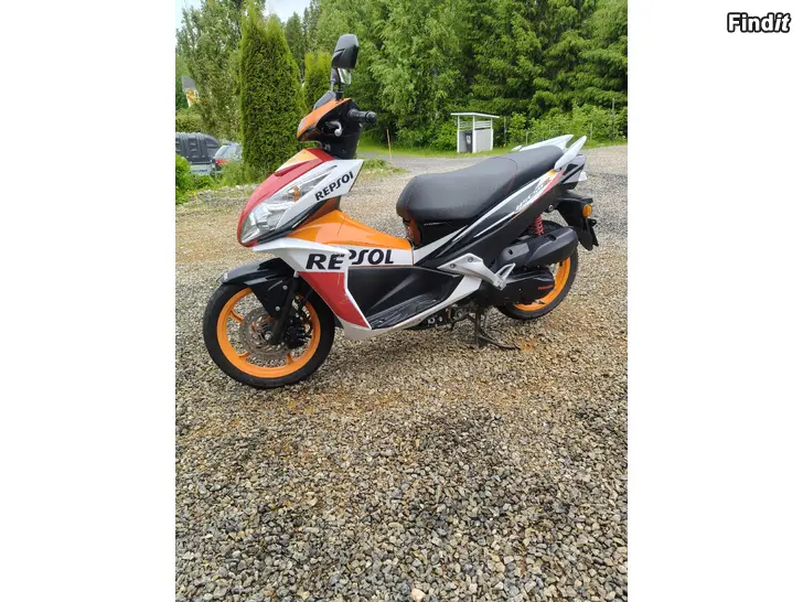 Myydään Honda NSC 50r