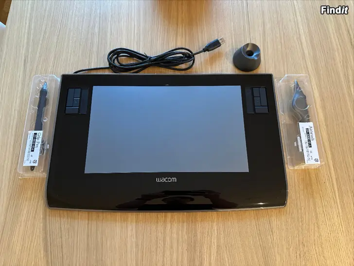 Myydään Piirtopöytä Wacom Intuos 3 - Kuin uusi