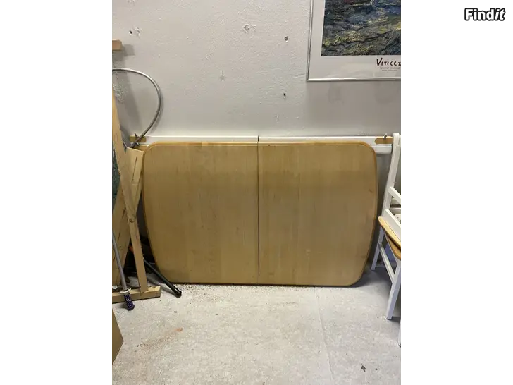 Säljes Köksbord och 4 st.stolar