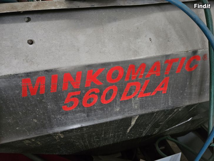 Säljes Minkomatik fodertruckar