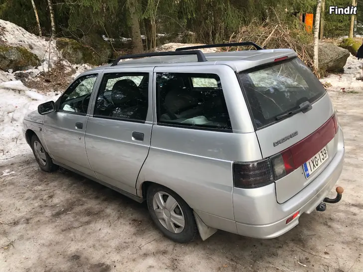 Myydään Vähän ajettu Lada