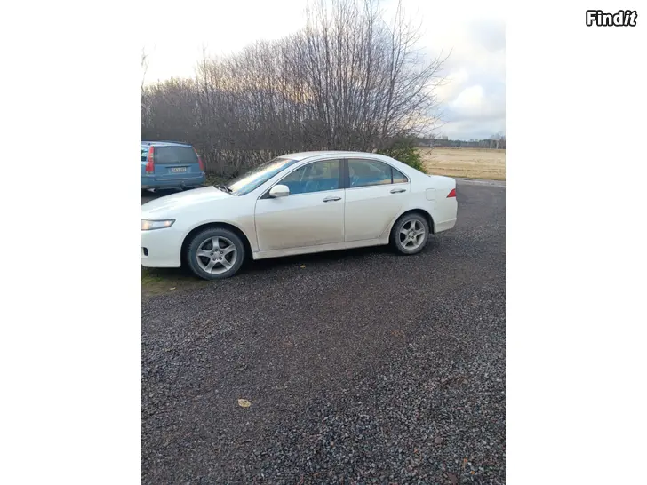 Myydään Honda Accord 2.0 -08 Aut