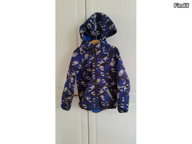 Myydään HM sport softshell takki 122 haikuvio kirkkaan sininen -hinta 10e