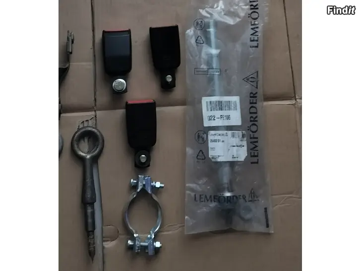 Myydään Akkukotelonkanssi raidetangon sisä laippakiristin turvavyönlukkot