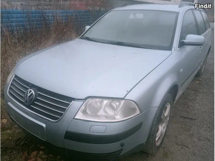 Myydään VW Passat 2,0 4motion manuaali 2001 varaosina