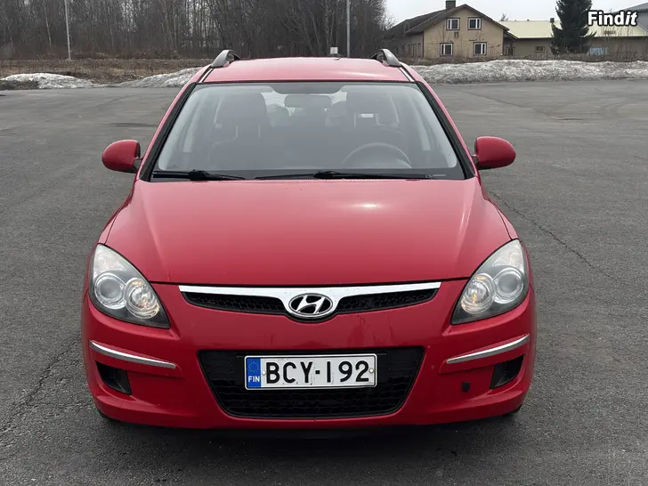 Myydään Hyundai I30 1.6d 2010vm