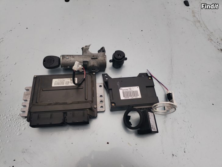 Myydään Nissan Primera P12 ajonesto ja virtalukko