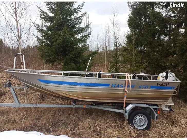 Säljes Bobust aluminiumbåt