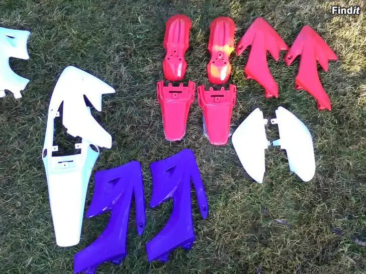 Säljes UUSIA Katesarja kateosia PitBike CRF-50 ja Orion AGB-27