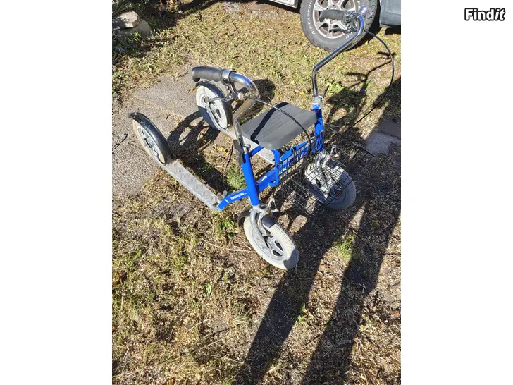 Säljes Tuplapotku blå