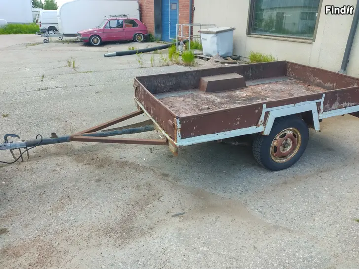 Myydään Peräkärry omavalmiste