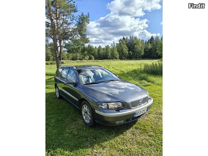 Säljes Volvo V70 2,4