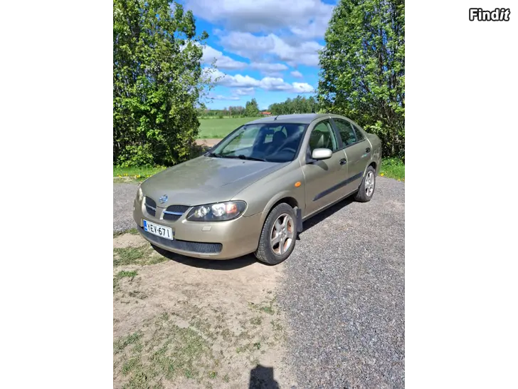 Säljes Nissan Almera 1.8 -03