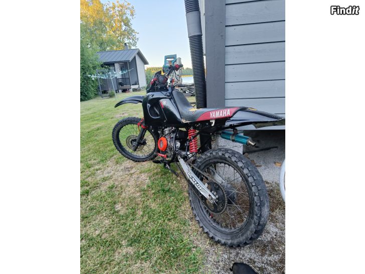 Säljes Yamaha DT50R 01