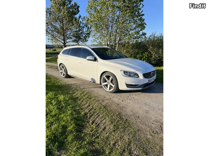 Säljes volvo v60