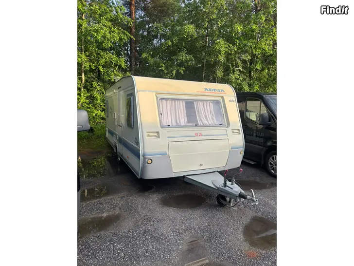 Uthyres Adria c 503up
