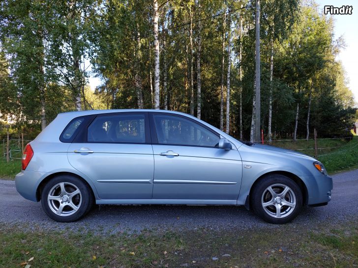 Säljes Kia Cerato 2006 Bensin