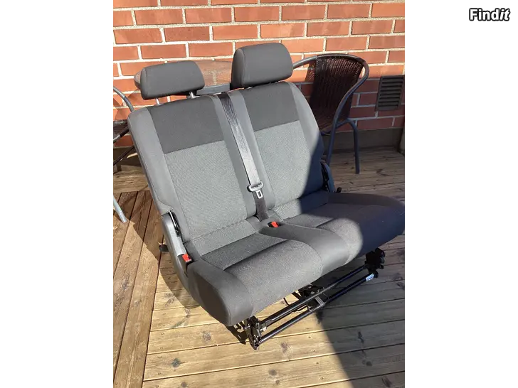 Säljes Baksäte vw caddy