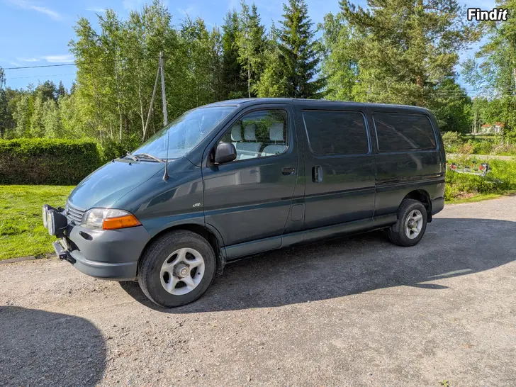Säljes Toyota Hiace 4x4