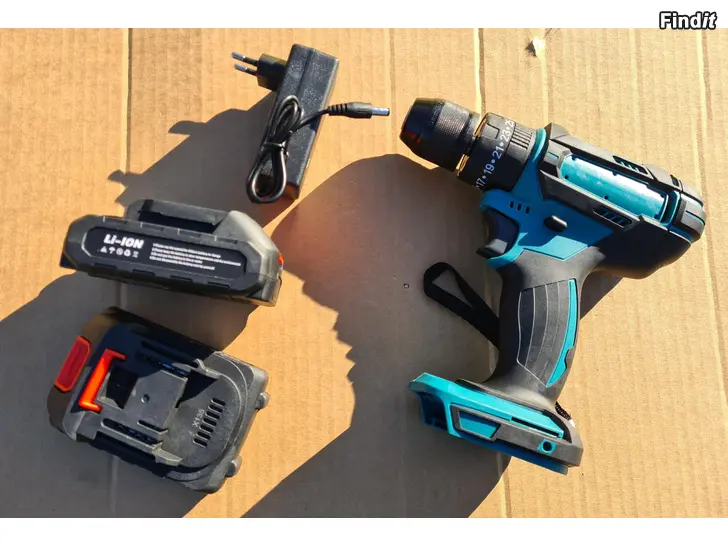 Säljes Borrmaskin 18V  med två batteri och laddare  Makita batteri passar