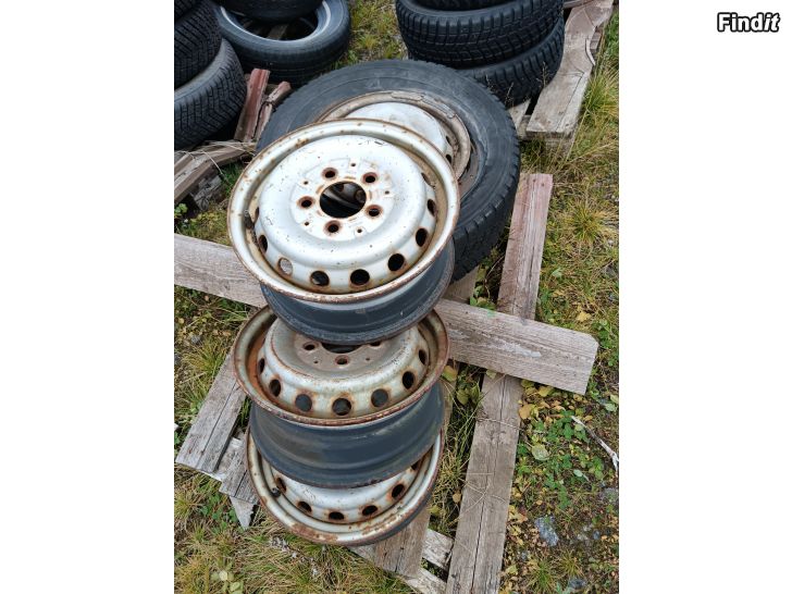 Säljes MB  o  VW,,  fälgar