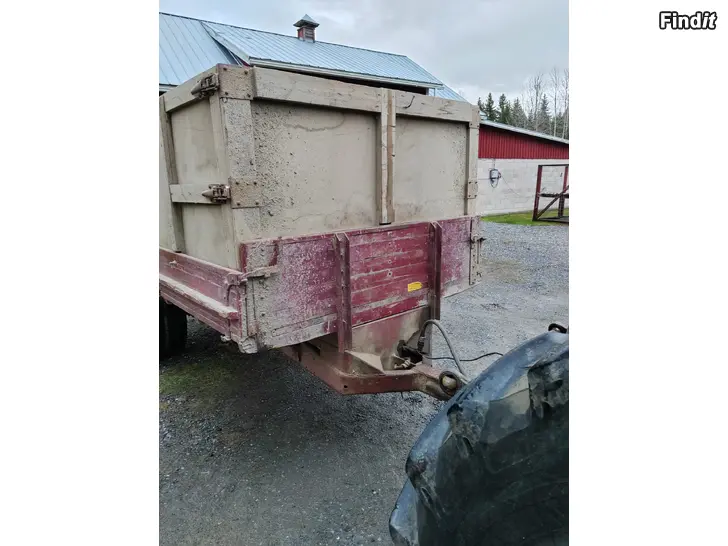 Säljes Traktorvagn