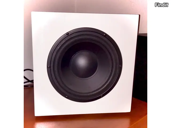 Myydään Dynavoice Magic Sub 8 aktiivisubbari