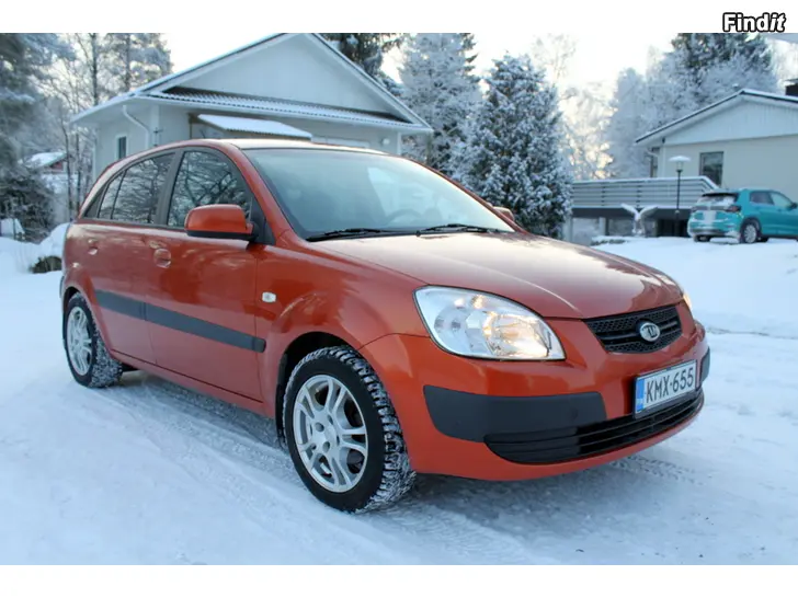 Säljes Juuri katsastettu, hyvin huollettu, kohtuu kilometreillä oleva viisiovinen Kia Rio 1.4