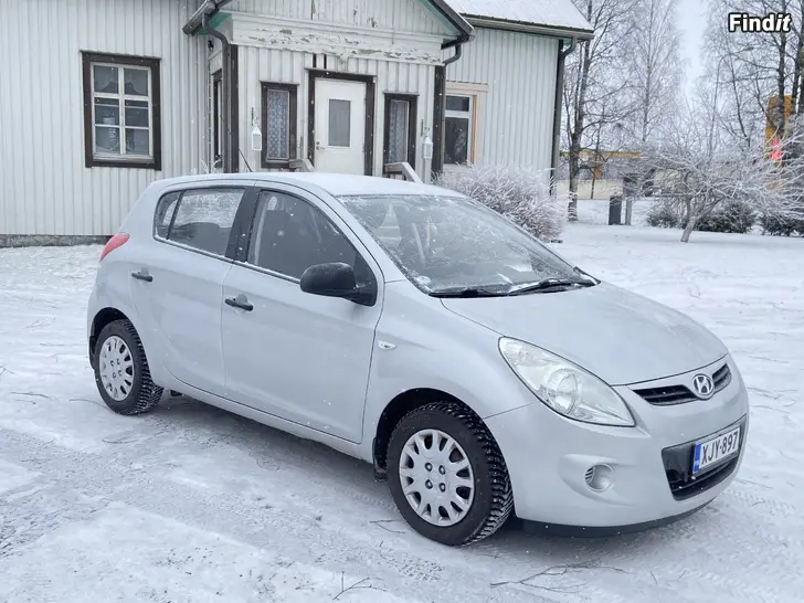 Myydään Hyundai i20 1.4crdi -11
