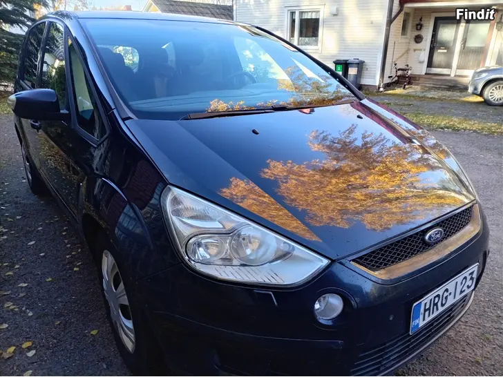 Säljes Ford S-Max 2.0 145-hv M5 7-hengen 750