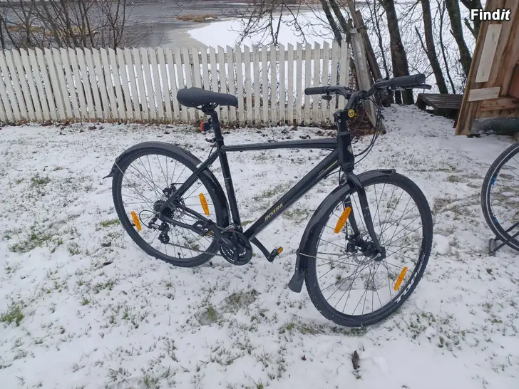 Myydään INSERA EVO 28 HYBRIDI  PYÖRÄ