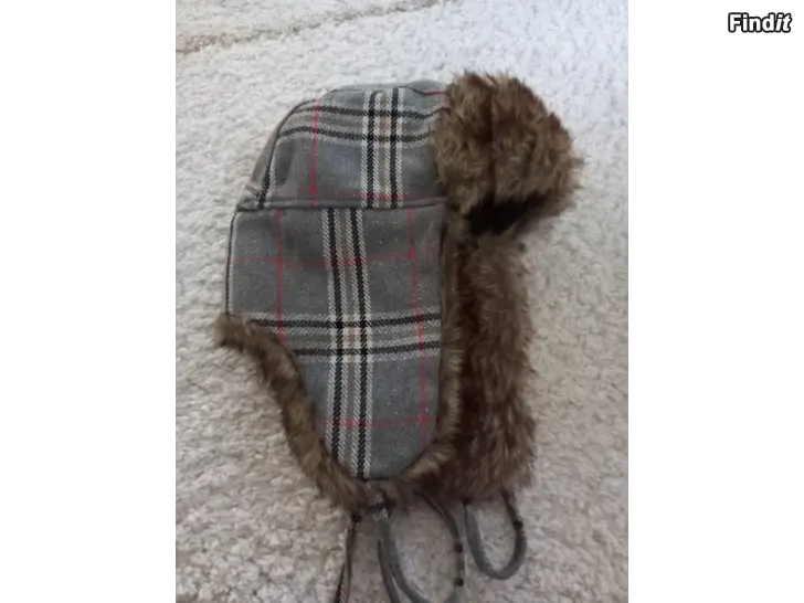 Myydään Skinnmössa för barn säljes