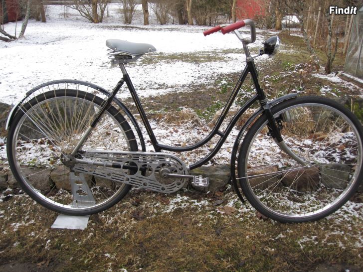 Säljes Viisi vintage polkupyörää