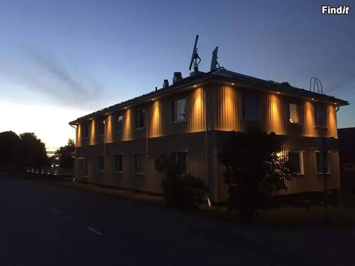 Uthyres Uthyres i Solf centrum 2 rum och kök 66m2