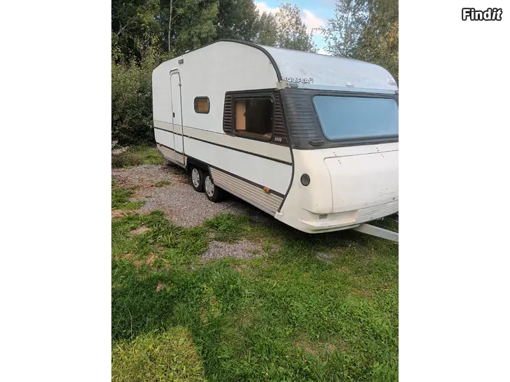 Myydään Solifer Asuntovaunun osia