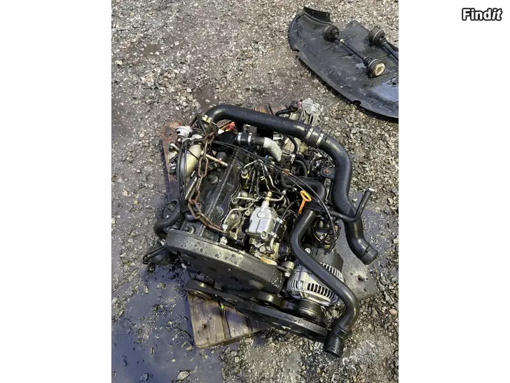 Myydään 1,9tdi motor och växelåda