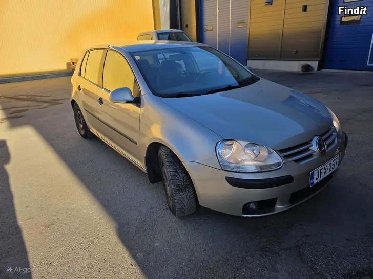 Säljes Volkswagen Golf 2004 238tkm