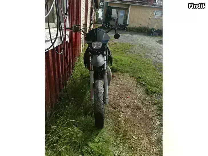 Säljes Moped Motorhispania/MHMotorcycle FURIA MAX 49cm