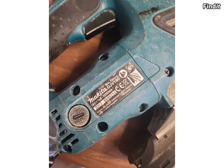 Myydään Makita DJV180 18V kuviosaha