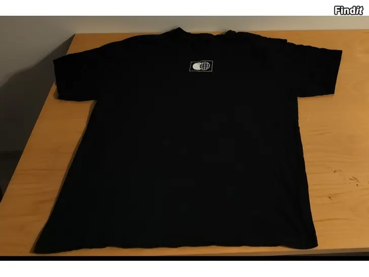 Myydään Kuumaa bändin kiertue t-paita huppari